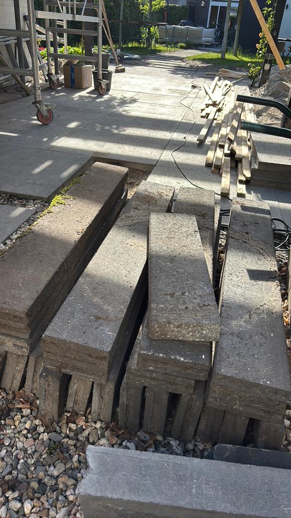 Stoepband 22 stuks, Tuin en Terras, Bielzen en Borders, Ophalen, Zo goed als nieuw, Minder dan 100 cm, Minder dan 25 cm