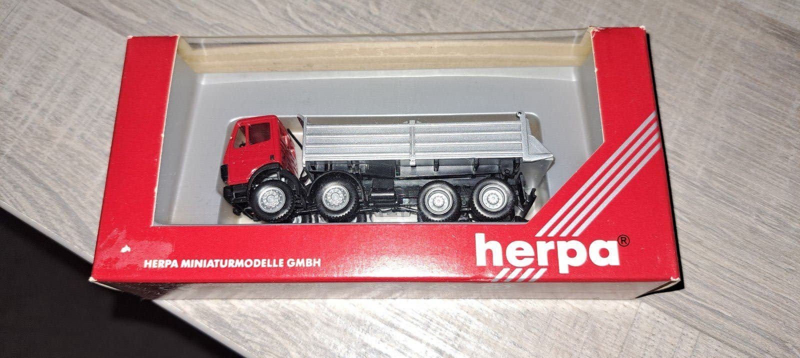 Herpa Miniatuurmodel Truck - Nieuw in doos, Ophalen of Verzenden, Nieuw, Herpa