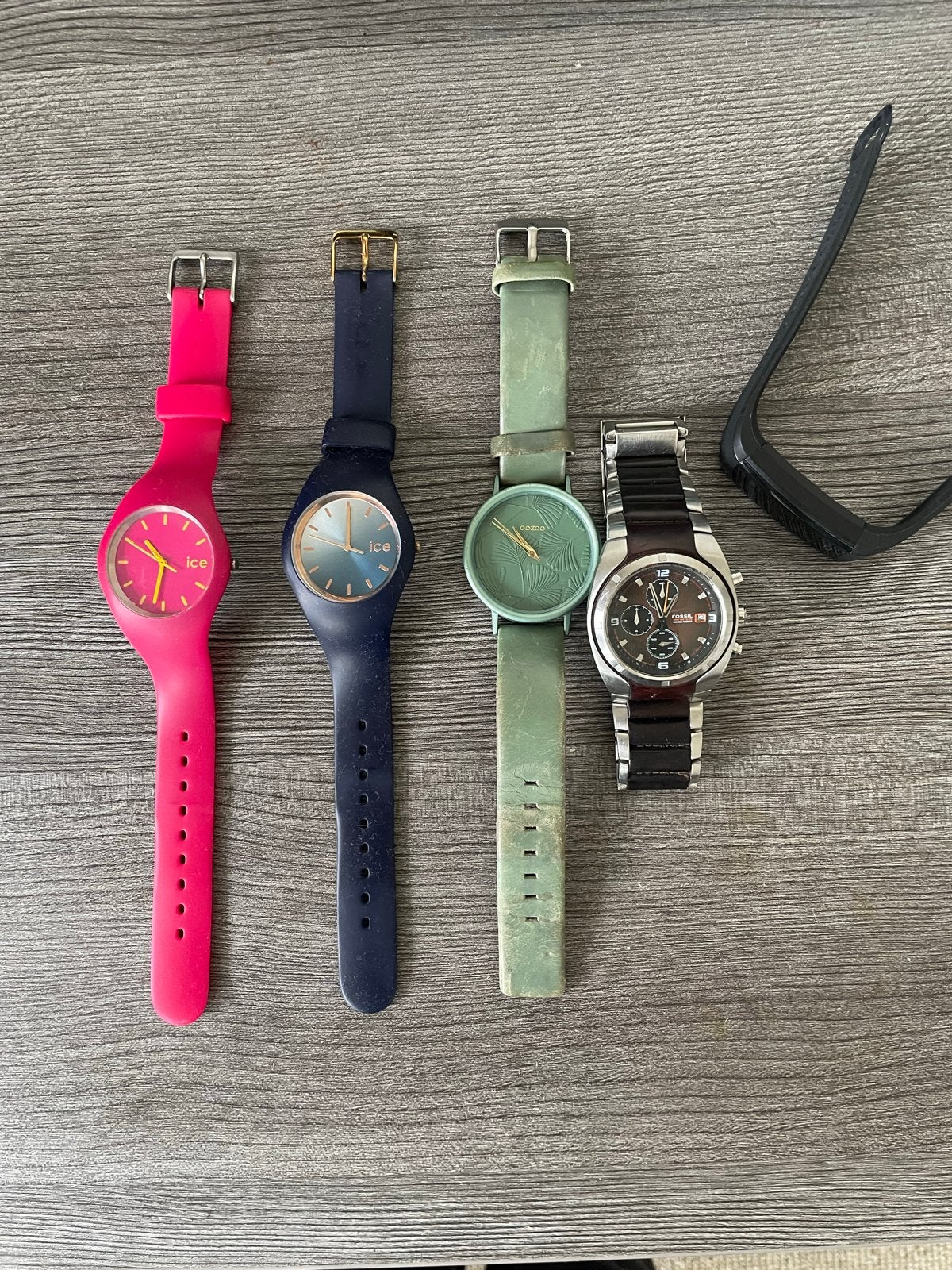 Diverse horloges: o.a. Ice-Watch, Fossil en fitness tracker, Overige materialen, Gebruikt, Polshorloge, Ophalen