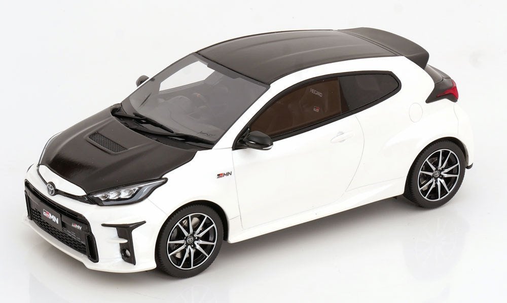 Ottomobile 1:18 Toyota Yaris Rally Package GRMN 2022 wit, Ophalen of Verzenden, Nieuw, Auto, OttOMobile