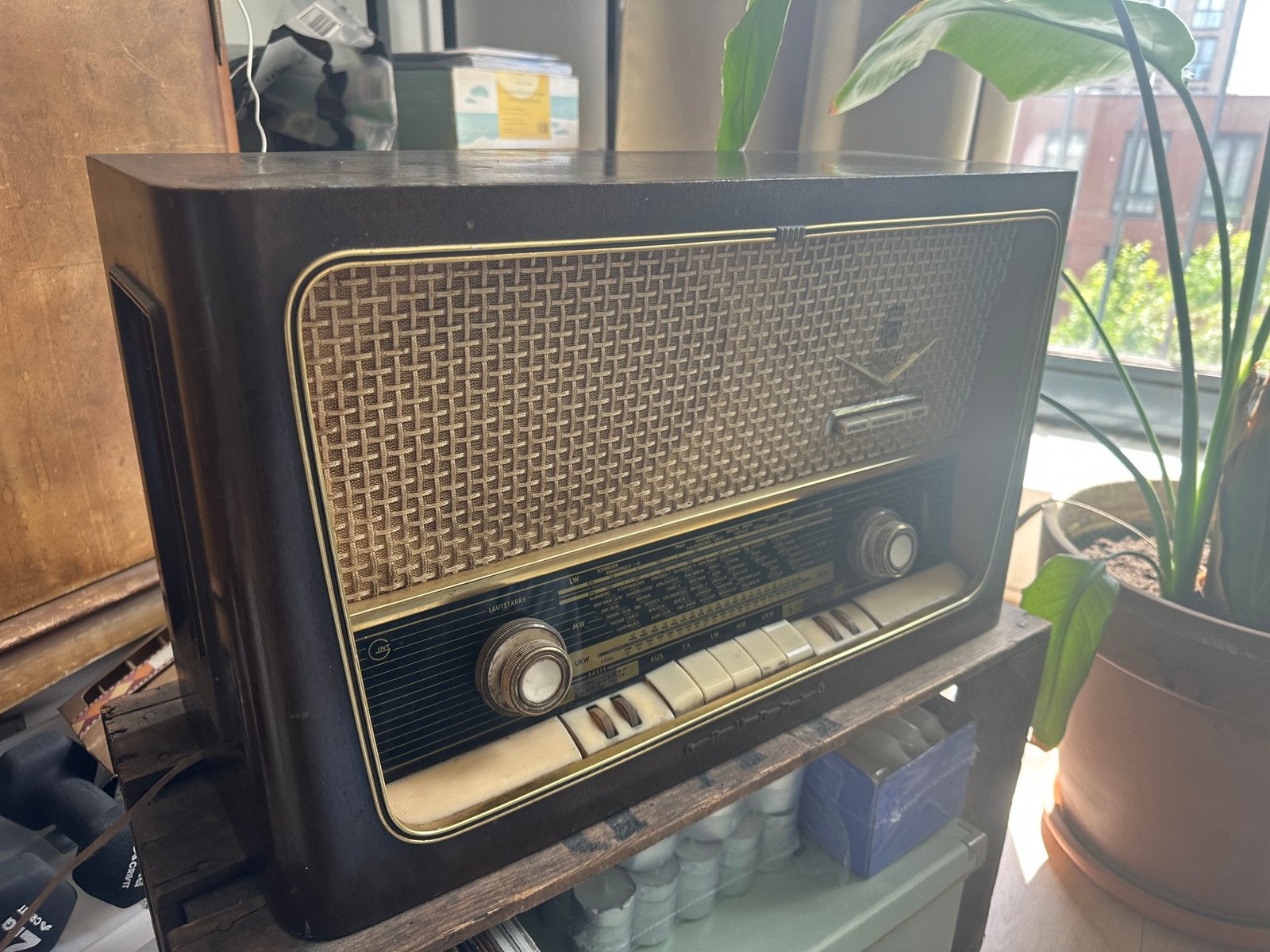 Grundig radio type 2088 jaren 50, Ophalen