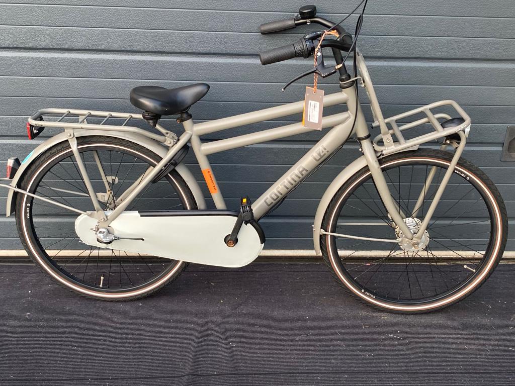 Cortina u4 24inch 3 versnelling met naafdynamo, Ophalen, Terugtraprem, Cleanbikes, Versnellingen