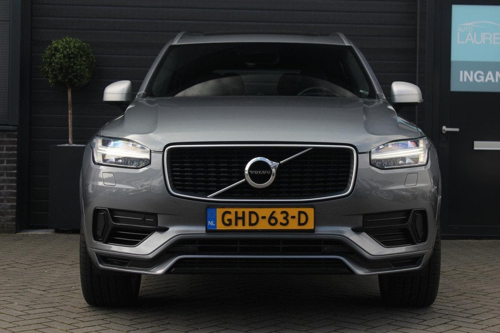 Volvo XC90 2.0 T8 Twin Engine AWD R-Design 7 P | Bowers & Wi, Auto's, Gebruikt, 1969 cc, 320 pk, 7 stoelen