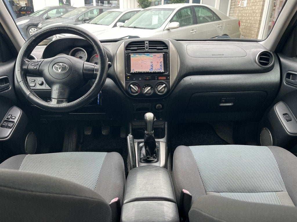 Toyota RAV4 1.8 16V VVT-i Luna Airco Navi El.ramen, Gebruikt, 4 cilinders, 1095 kg, 49 €/maand
