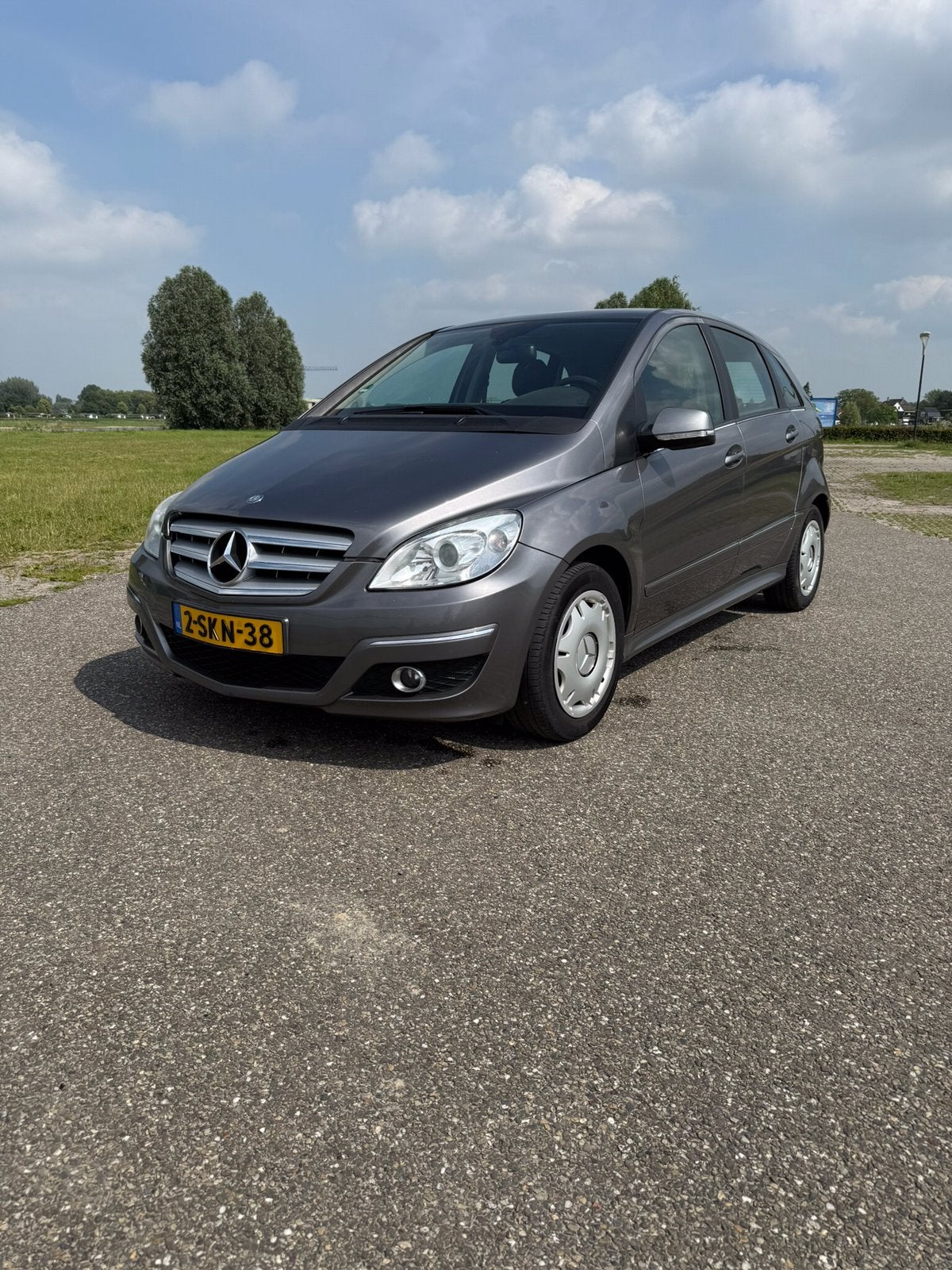 Mercedes-Benz B 180 CDI airco , leder , cruisecontrol enz, Voorwielaandrijving, Euro 5, Zwart, 4 cilinders
