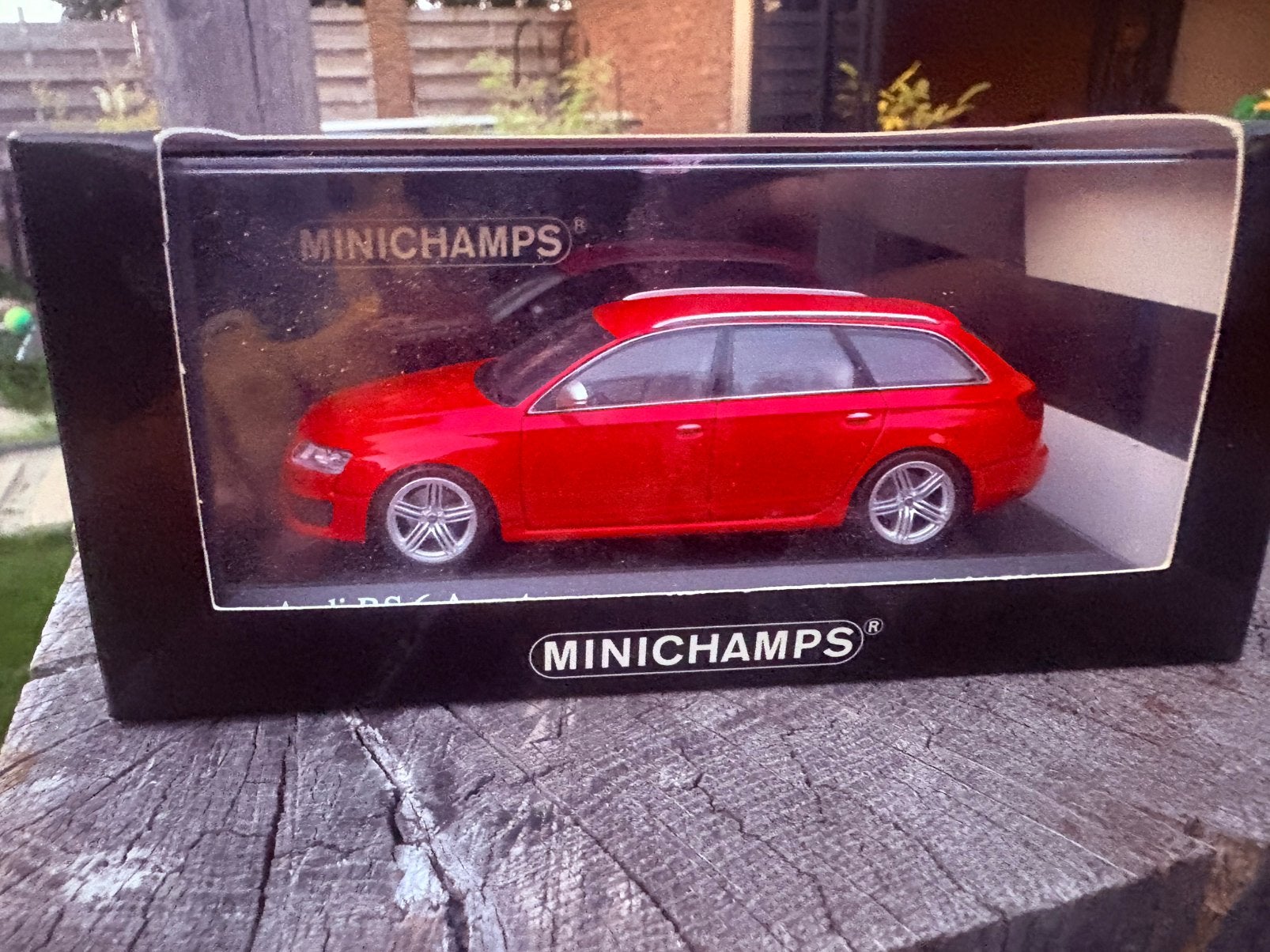 Modelauto, Ophalen of Verzenden, Zo goed als nieuw, Auto, MiniChamps