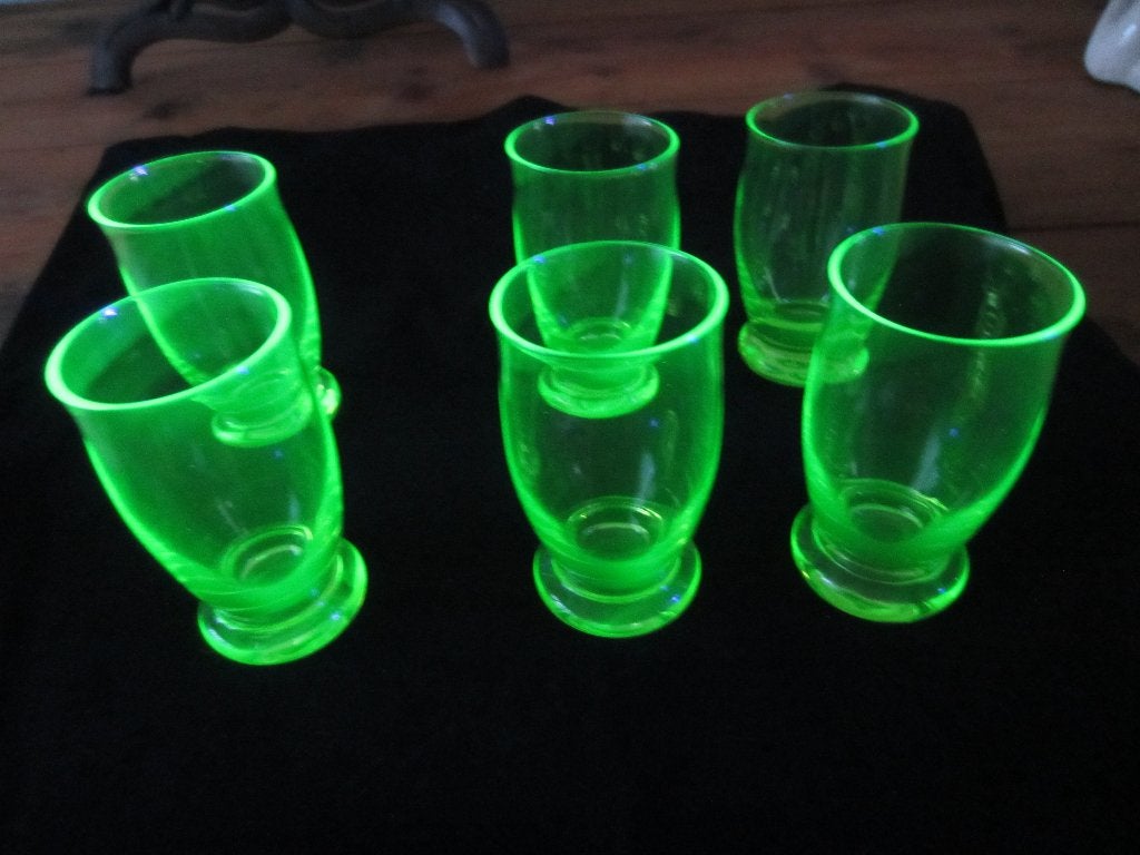 6 borrelglaasjes  Uranium glas / Annagroen, Ophalen of Verzenden