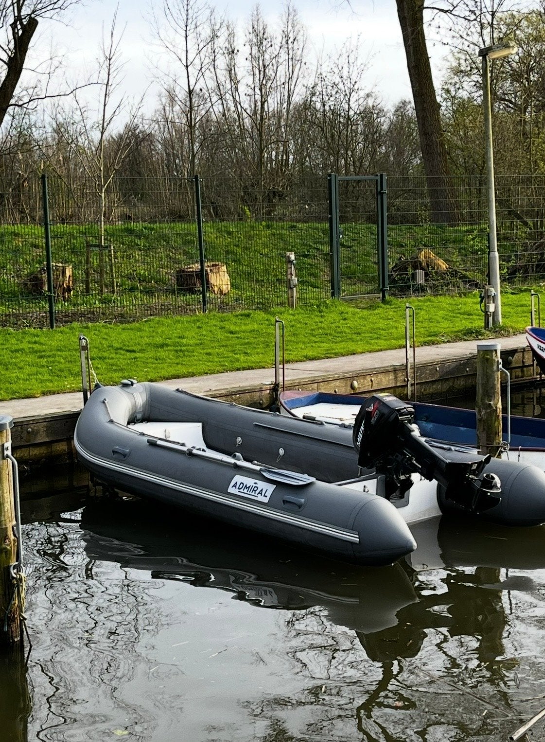 Admiral rubberboot met Mercury buitenboordmotor, Watersport en Boten, Ophalen, Hout, Gebruikt, Inclusief motor