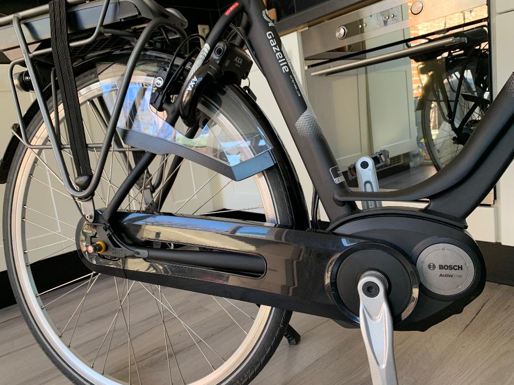 Gazelle Orange C8 Bosch middenmotor frame 53 cm NIEUWSTAAT!, Fietsen en Brommers, Ophalen, Versnellingen, 56 cm of meer, Zo goed als nieuw