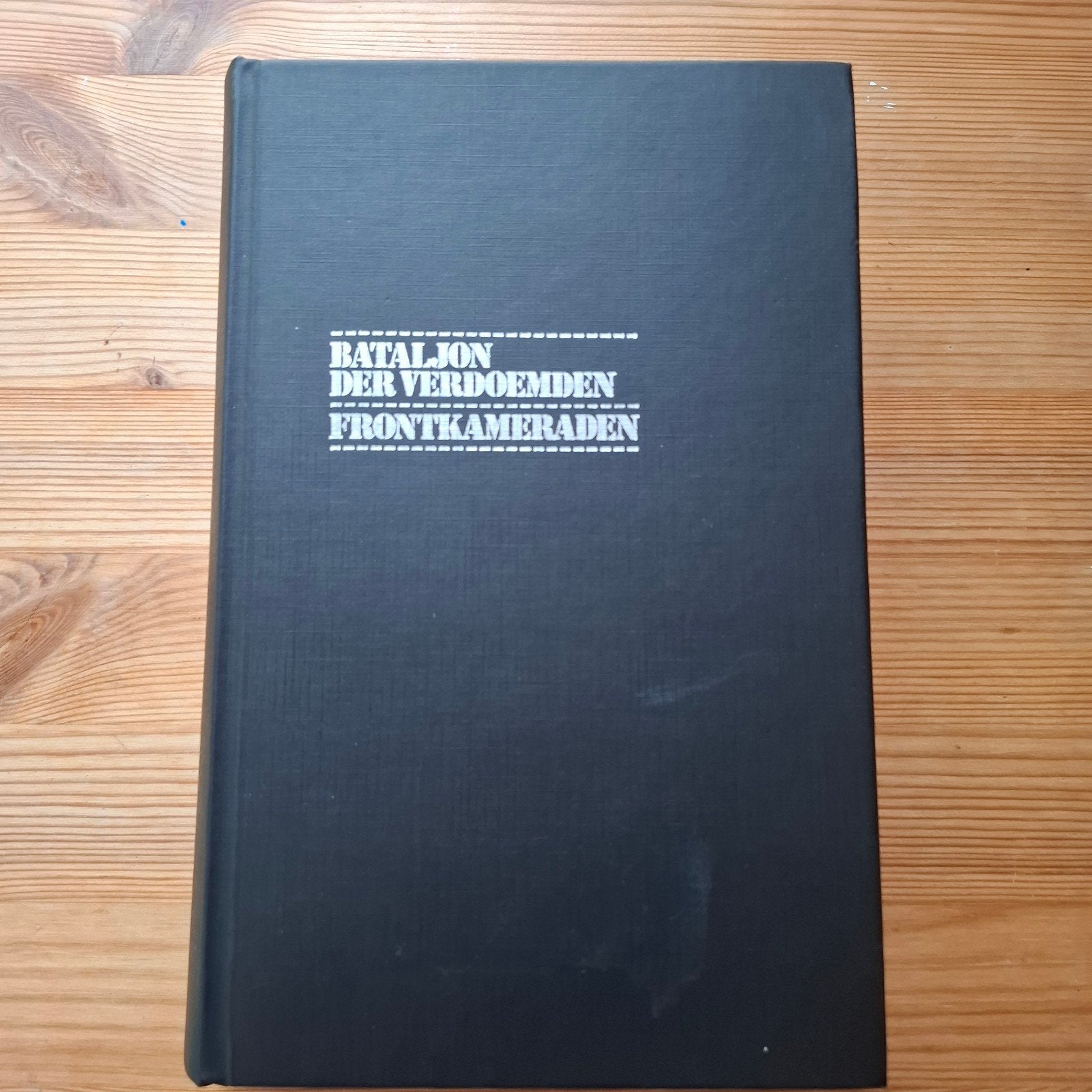 SVEN HASSEL omnibus batajon der verdoemden /frontkameraden, Boeken, Ophalen of Verzenden, Tweede Wereldoorlog, Zo goed als nieuw