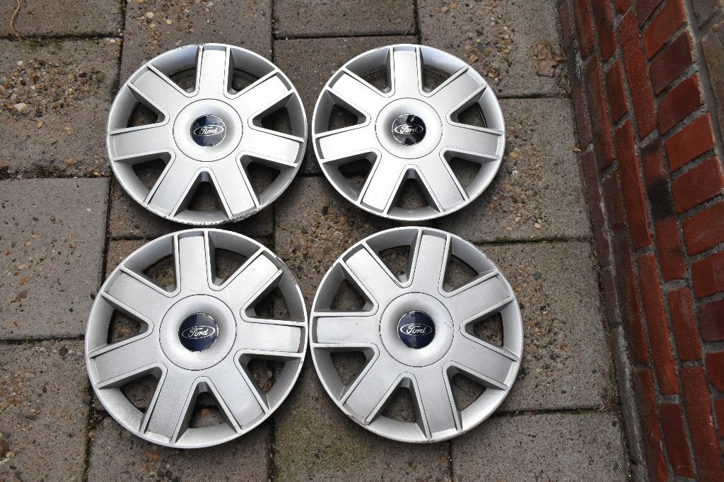 Set van 4 originele wieldoppen Ford Ka 13 inch, Auto diversen, Wieldoppen, Ophalen of Verzenden, Gebruikt