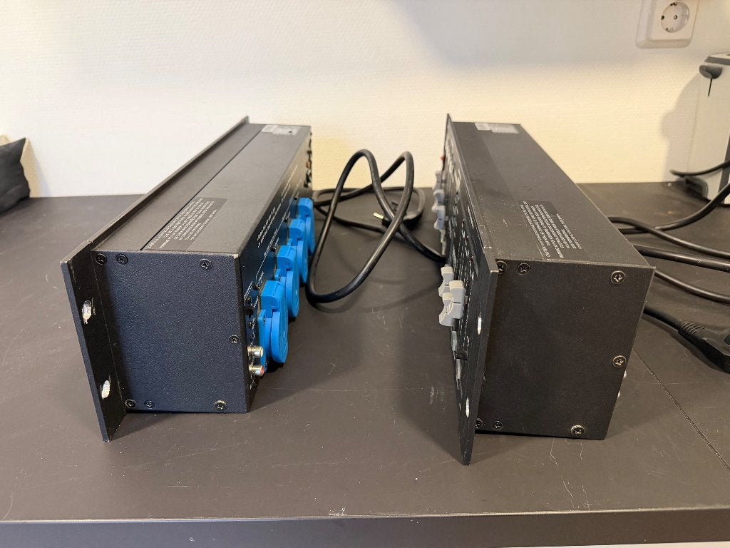 Foto 9 van JB systems LM 440 lichtmodulator 2 stuks