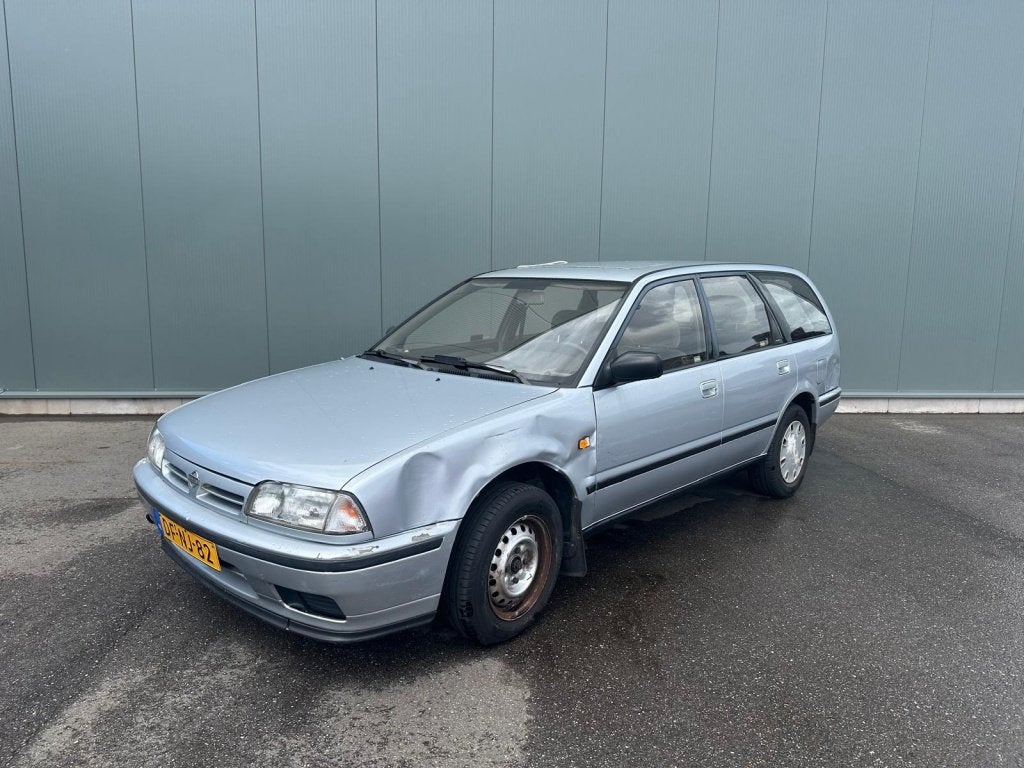 Nissan Primera 2.0 SLX AIRCO | AUTOMAAT ! (bj 1991), Auto's, Oldtimers, Automaat, 1998 cc, 116 pk, Origineel Nederlands