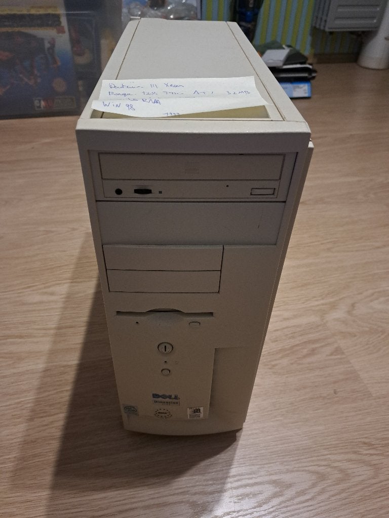 Dell Dimension 4100 Pentium III Xeon Retro PC Win 98, Computers en Software, Vintage Computers, Ophalen of Verzenden