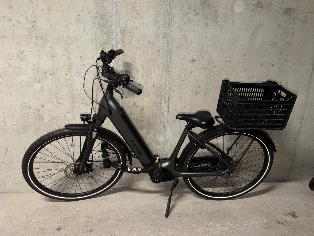 Ebike CUBE Supreme Hybrid Pro 625 - 46 cm - Bosch, (Extra) lage instap, Zo goed als nieuw, Minder dan 47 cm, Schijfrem