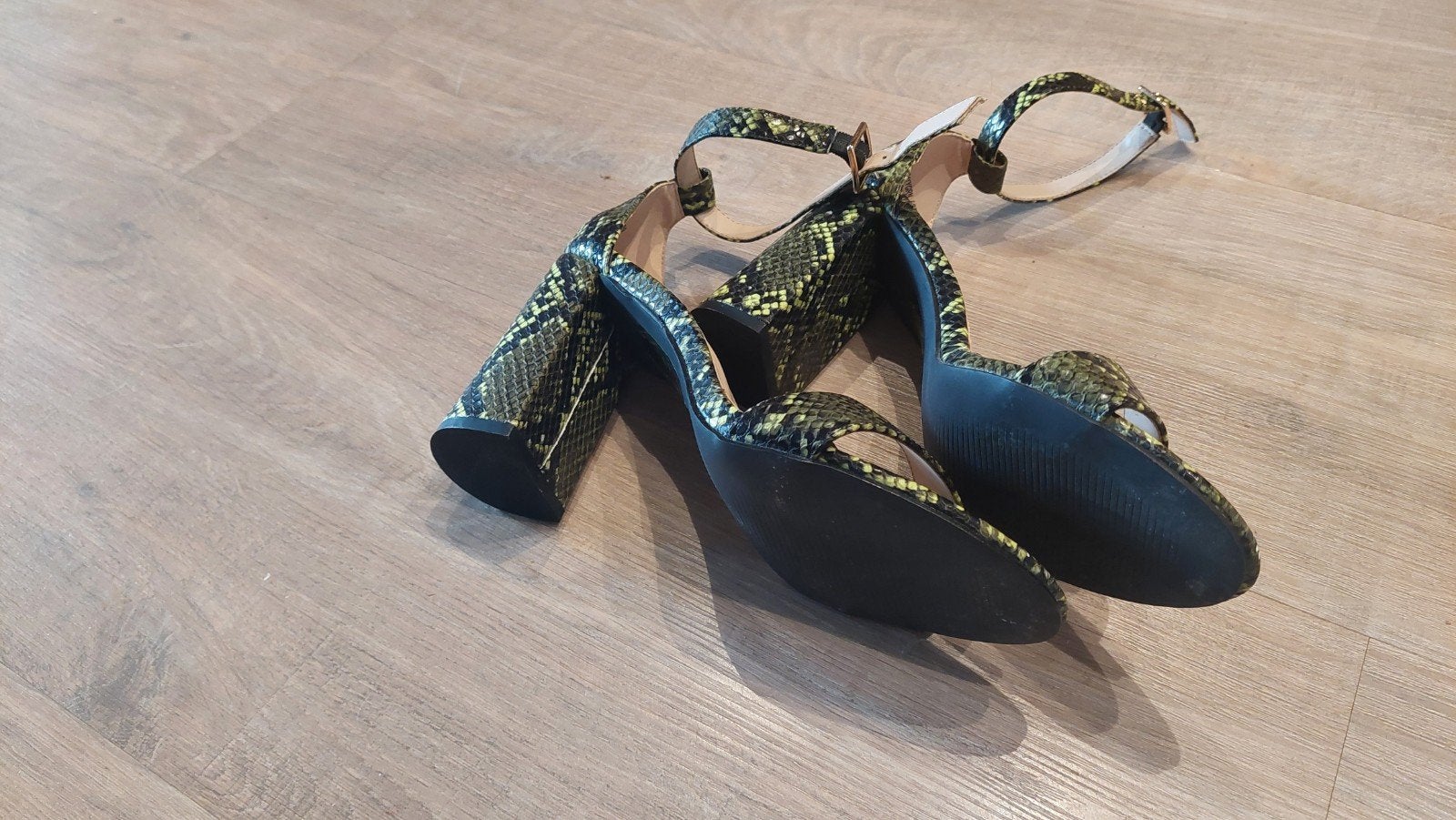 Zomer pumps met 10 cm hoge hak, Kleding | Dames, Ophalen of Verzenden, Nieuw