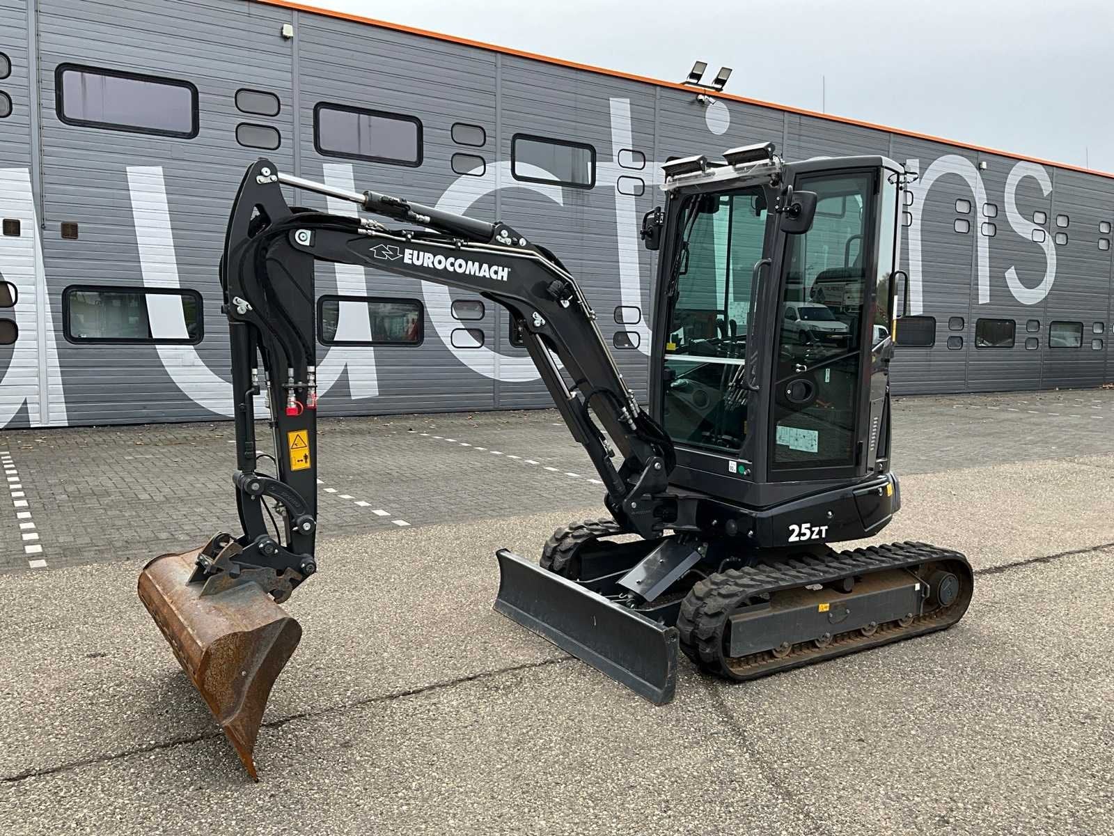 2023 Eurocomach 25ZT Minigraafmachine, Zakelijke goederen, Machines en Bouw | Kranen en Graafmachines, Graafmachine