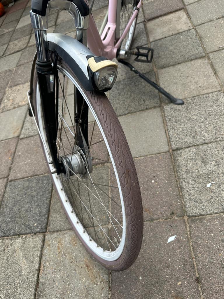 Gazelle damesfiets - Roze/Zilver - Zo goed als nieuw, Fietsen en Brommers, Fietsen | Dames | Damesfietsen, 53 tot 56 cm, Versnellingen