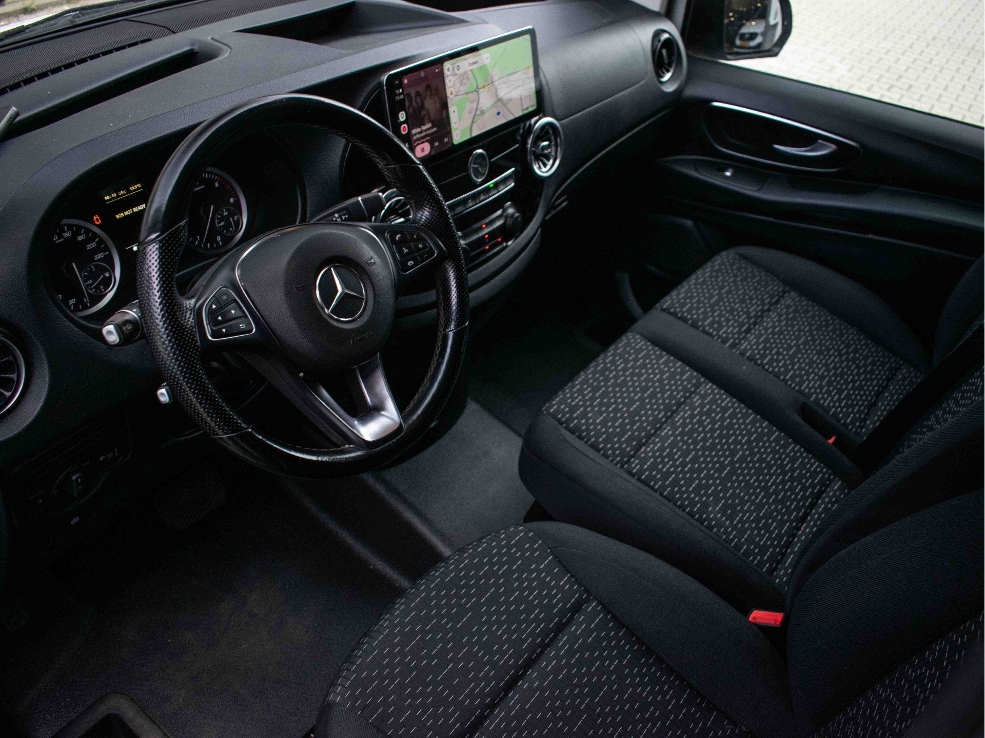 Mercedes-Benz Vito 114 CDI Lang | Trekhaak 2500 | Carplay |, Automaat, Dealer onderhouden, 4 cilinders, 2500 kg