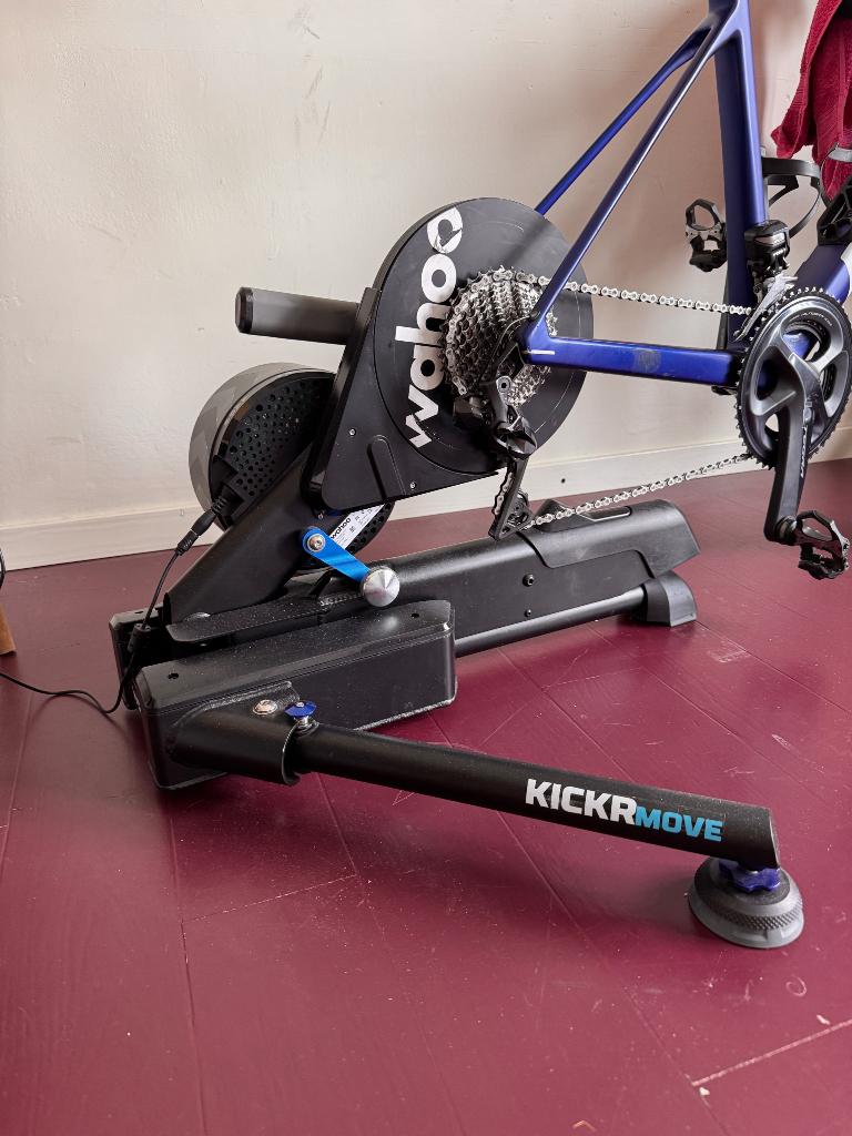 Wahoo KICKR Move Z.g.a.n, Fietsen en Brommers, Fietsaccessoires | Fietscomputers, Zo goed als nieuw, Cadanssensor, Ophalen