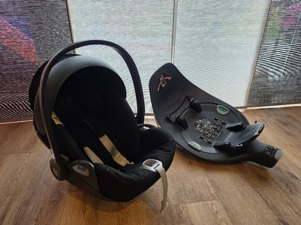 Cybex cloud z i size en base, Verstelbare rugleuning, Zo goed als nieuw, Isofix, 0 t/m 13 kg