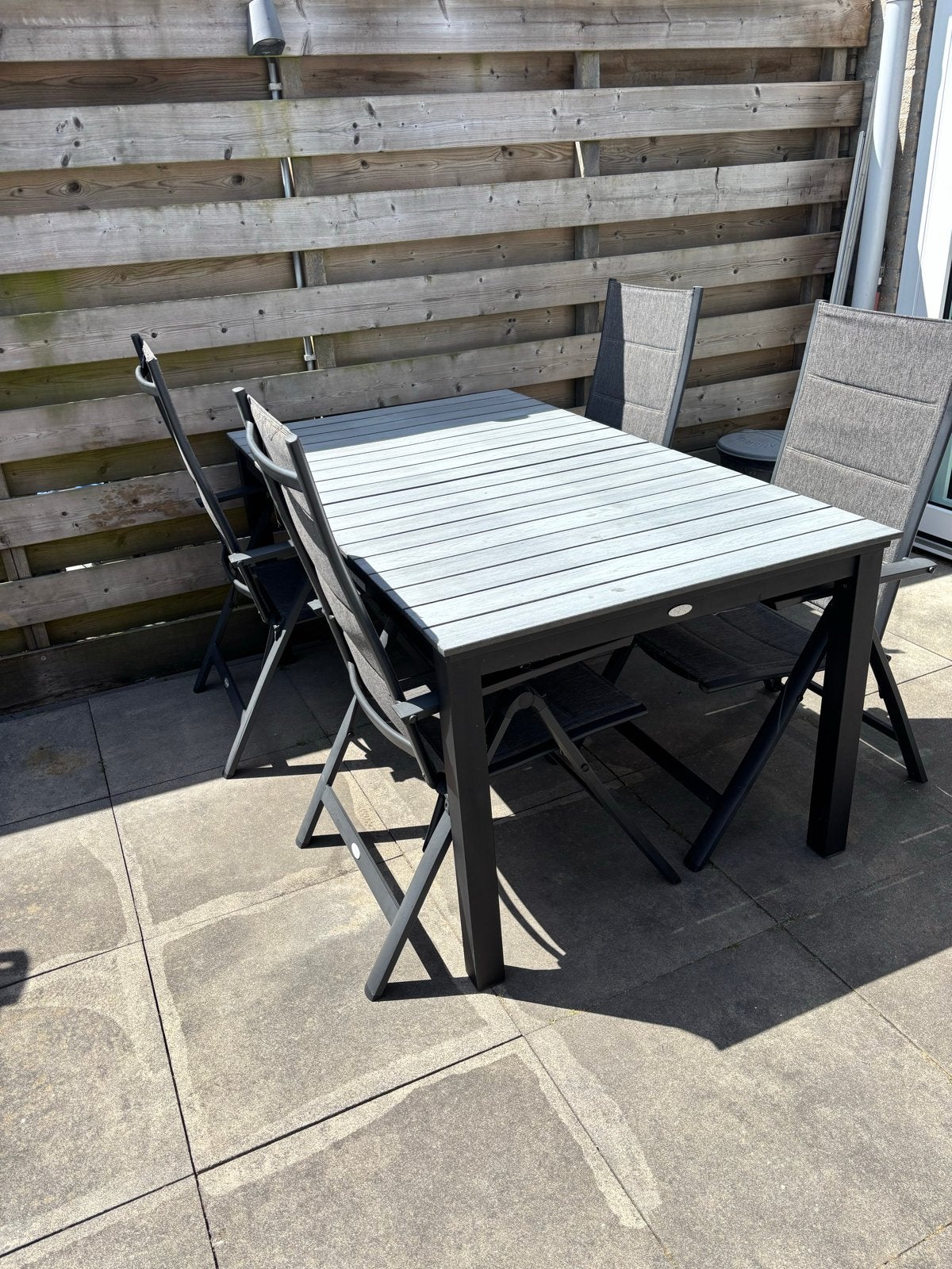 Uitschuifbare tuintafel met 4 stoelen, Tuin en Terras, Tuinsets en Loungesets, Ophalen, 4 zitplaatsen, Gebruikt, Eettafel