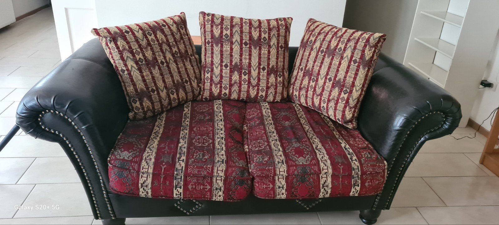 GRATIS Bankstel, fauteuil en poef  MOET WEG, Ophalen, Gebruikt, Klassiek, Leer