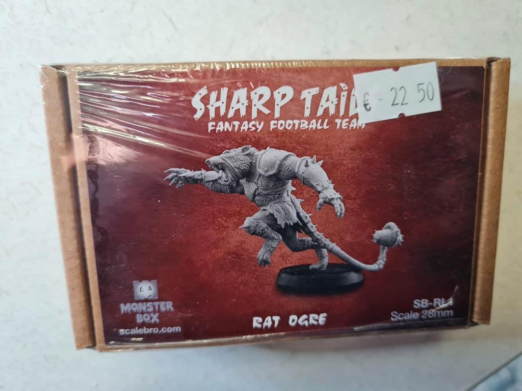 scalebro resin figuur (bloodbowl) rat ogre, Ophalen of Verzenden, Nieuw, 1:35 tot 1:50, Figuur of Figuren