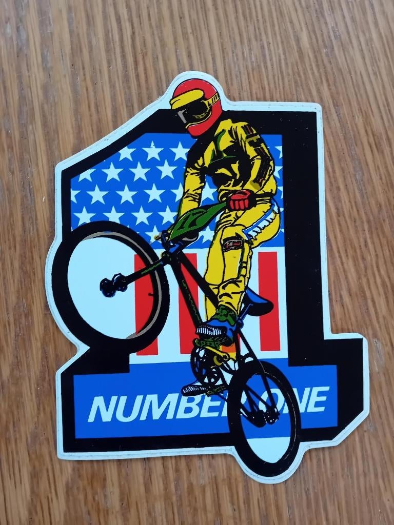 BMX sticker stijl Amerikaanse vlag Number One 16x12cm, Ophalen of Verzenden, Nieuw, Bedrijf of Vereniging