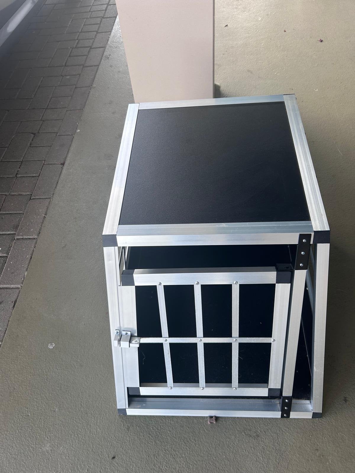 Hondenbench te koop, Ophalen, Zo goed als nieuw, Minder dan 75 cm, Minder dan 65 cm