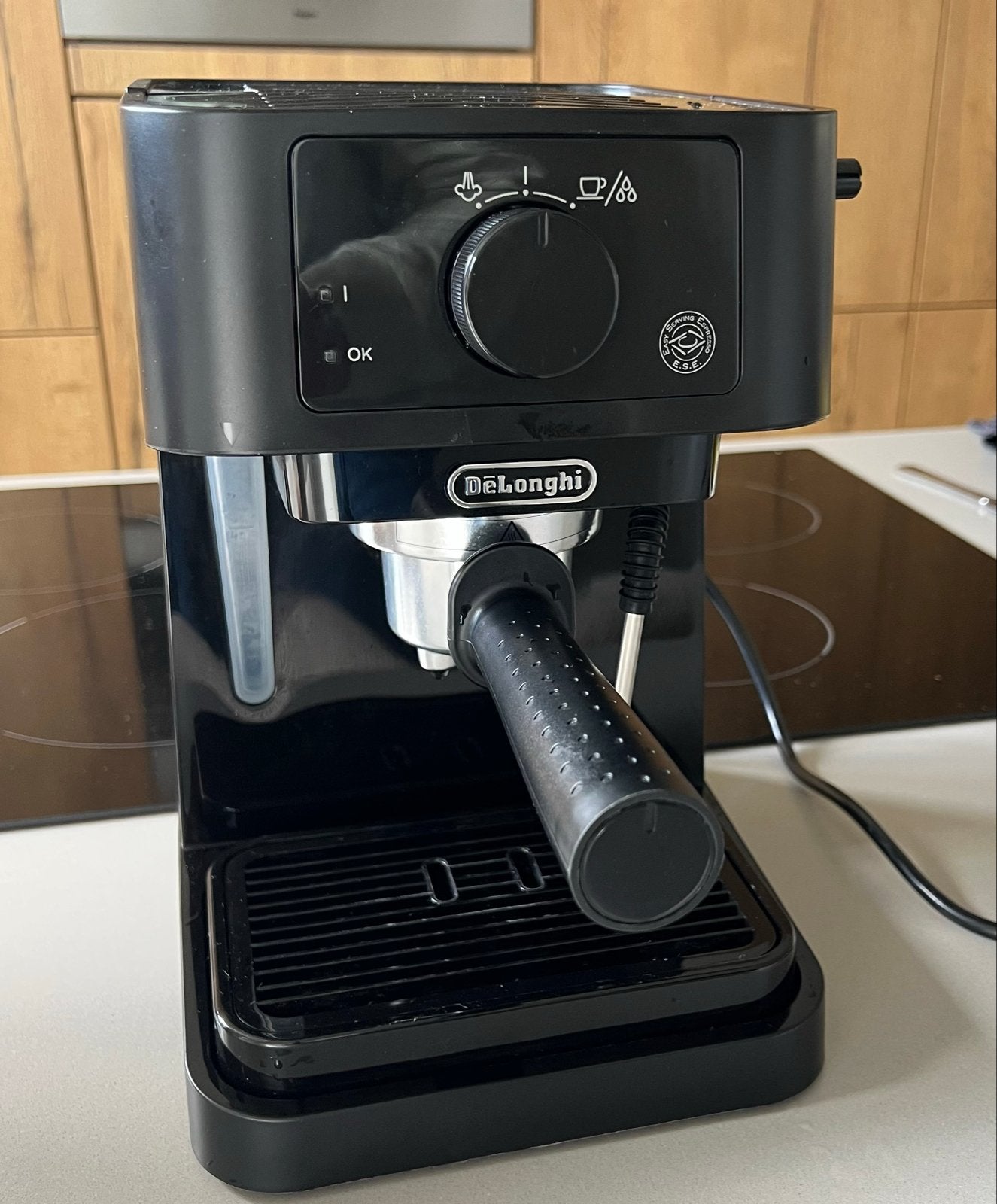 De'Longhi Stilosa EC235.BK Espressomachine - Zo goed als nie, Afneembaar waterreservoir, Espresso apparaat, Gemalen koffie, Ophalen of Verzenden