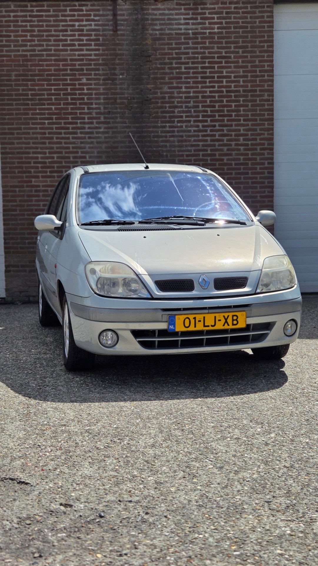 Renault Scénic 1.6-16V Authentique / Trekhaak / APK tot 23-, Stof, Gebruikt, 1225 kg, 4 cilinders