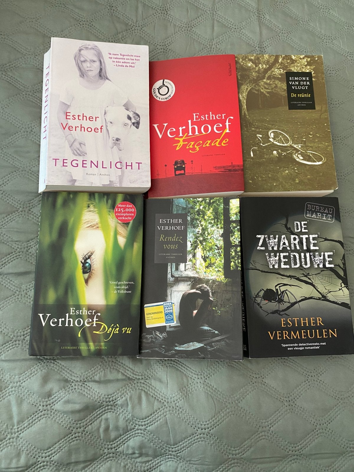 Boeken 10 stuks Esther Verhoef, en andere, Ophalen of Verzenden, Zo goed als nieuw