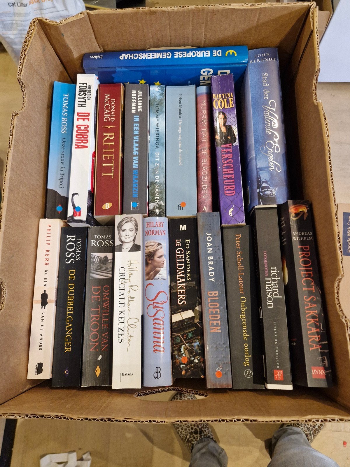 Grote collectie boeken: romans en informatieve werken, Ophalen, Gelezen