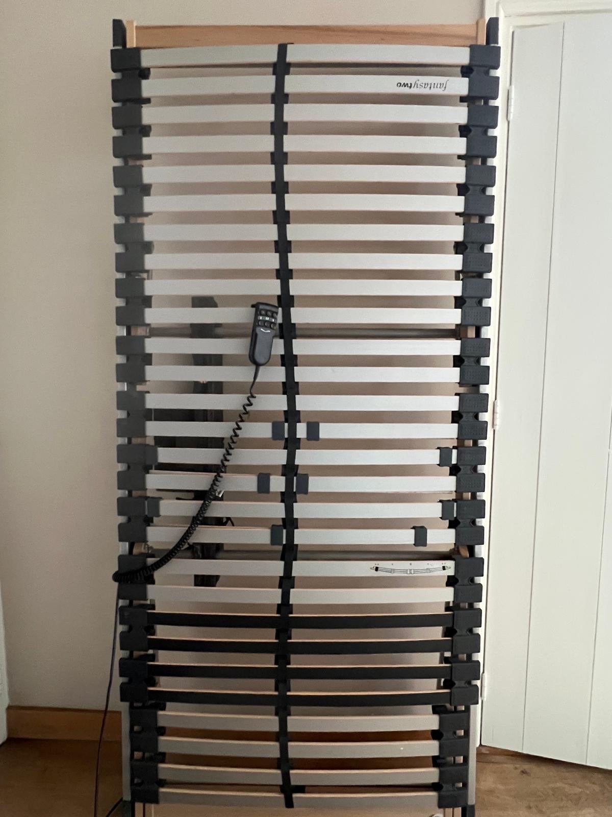 2 Elektrisch verstelbare lattenbodems 90x200, Ophalen, Verstelbaar, 90 cm, Tweepersoons