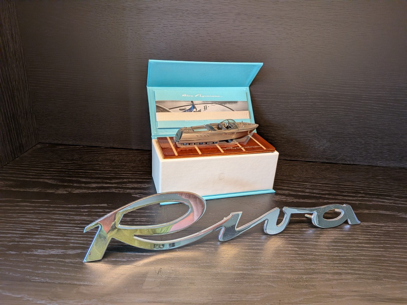 Riva Aquarama modelboot in luxe doos, Ophalen of Verzenden, Zo goed als nieuw, Motoren