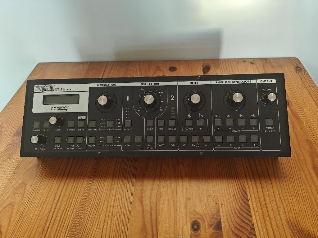 Moog Slim Phatty Analog Synthesizer, Muziek en Instrumenten, Ophalen of Verzenden, Zo goed als nieuw, Overige aantallen, Overige merken