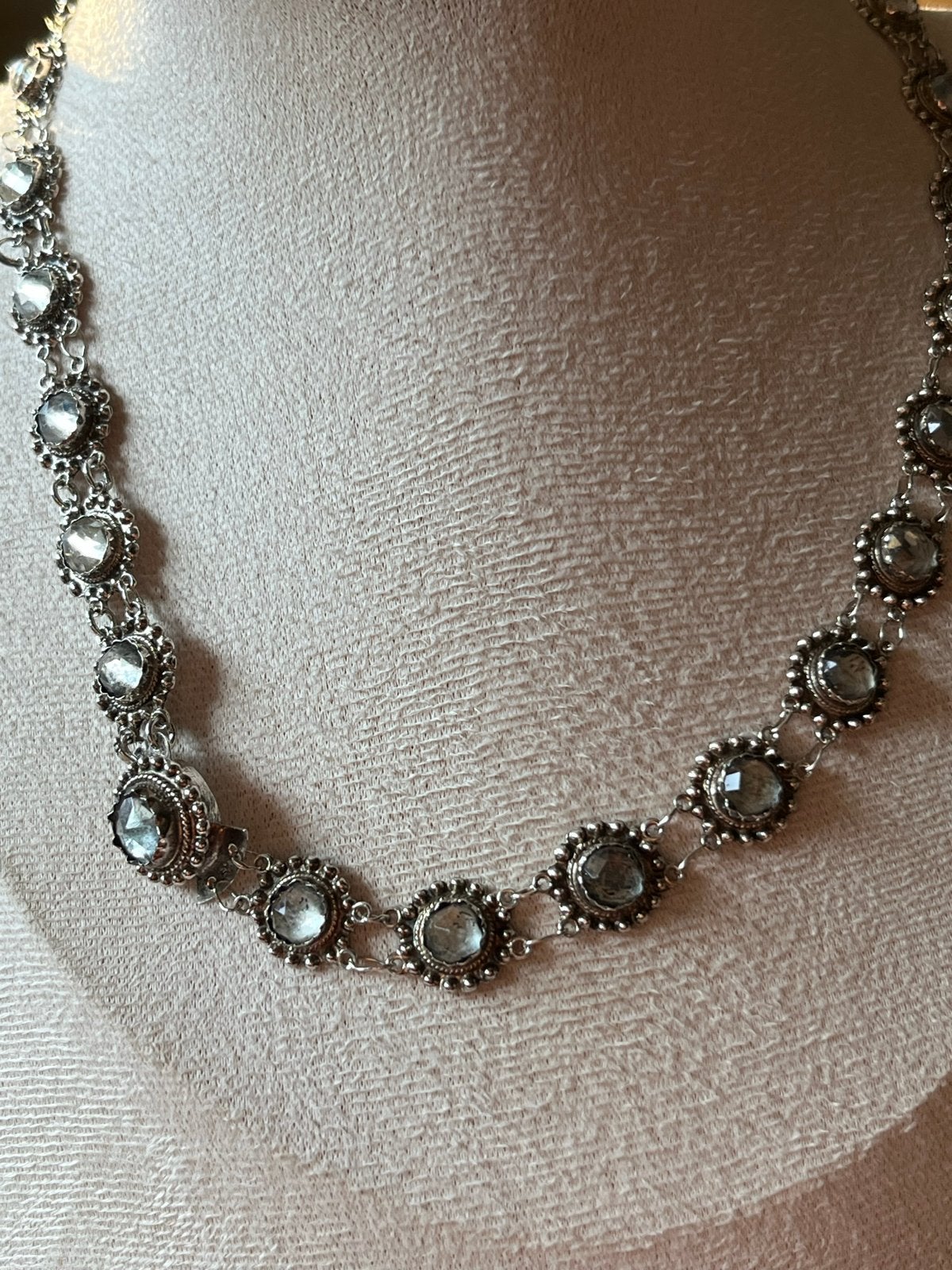 Antiek Zilveren Collier met Kristallen - 42 cm, Verzenden, Zo goed als nieuw, Zilver, Met edelsteen