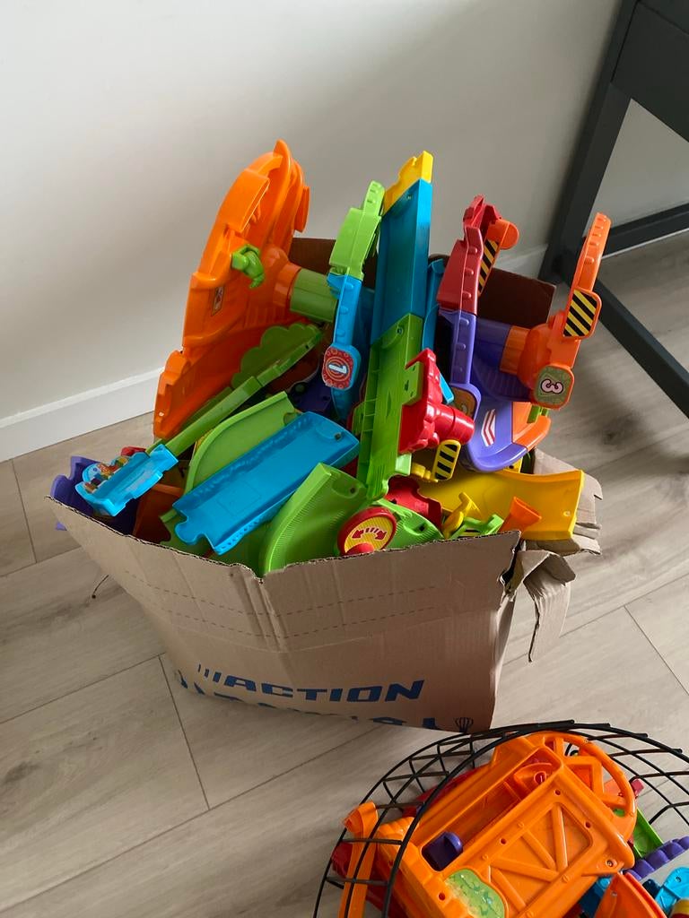 Ongelofelijk veel VTech Toet Toet Auto's, Ophalen, Zo goed als nieuw, 2 tot 4 jaar
