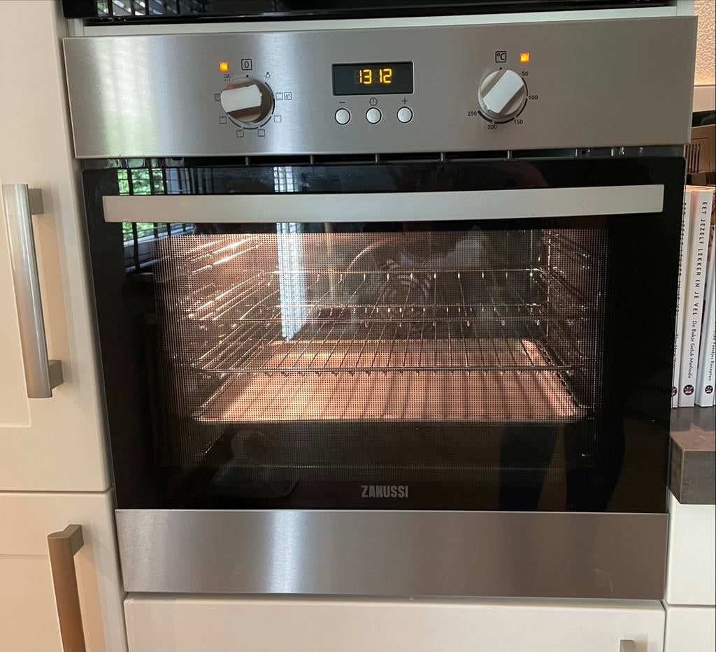 Zanussi ZOB35701XK Inbouw Heteluchtoven RVS - Zeer Netjes, Witgoed en Apparatuur, Ovens, Gebruikt, Inbouw, Heteluchtoven, Zanussi