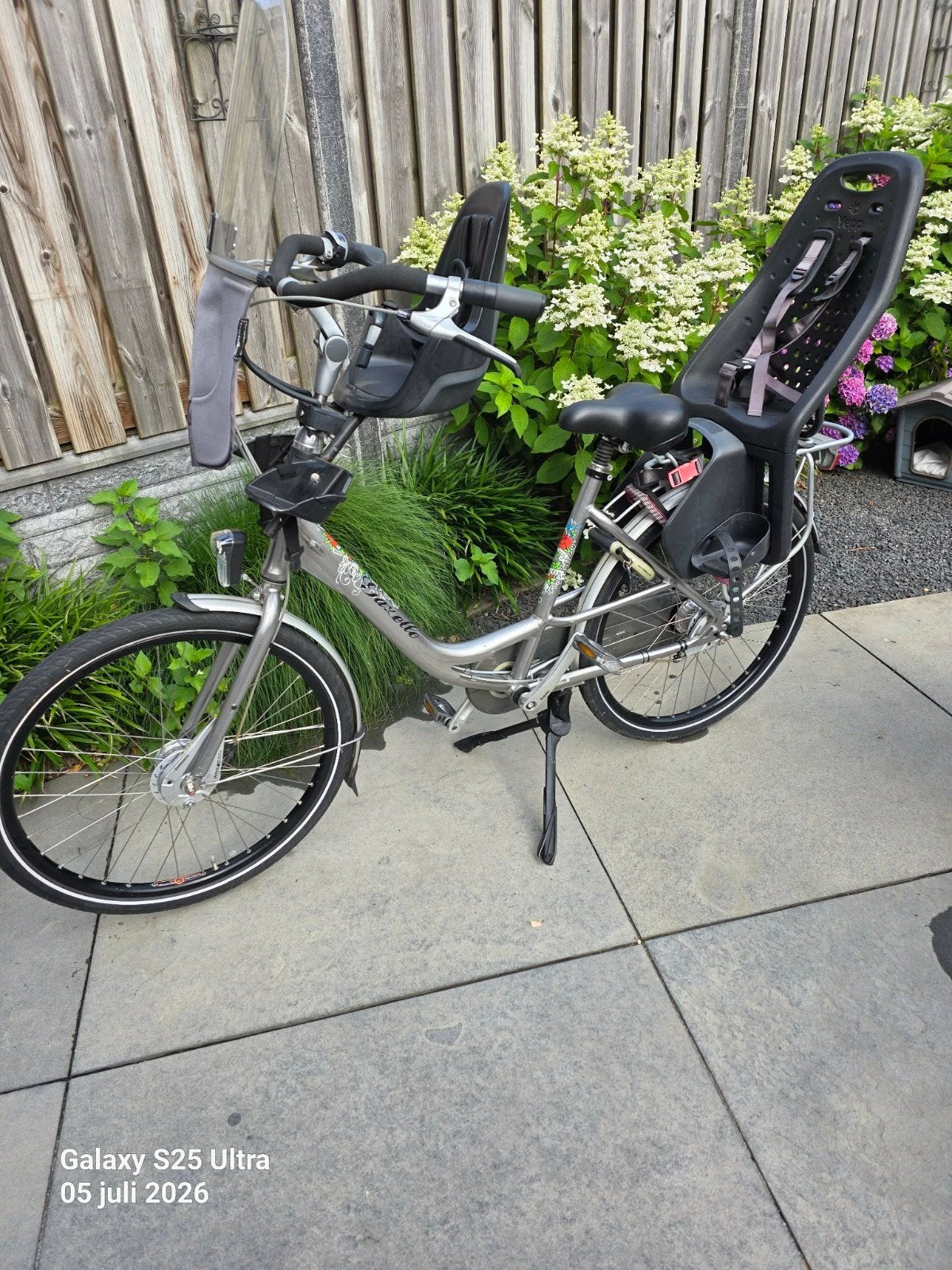 Gazelle Bloom Mother forever moederfiets, Fietsen en Brommers, Fietsen | Dames | Moederfietsen, Ophalen, 2 zitjes, Gebruikt, Versnellingen
