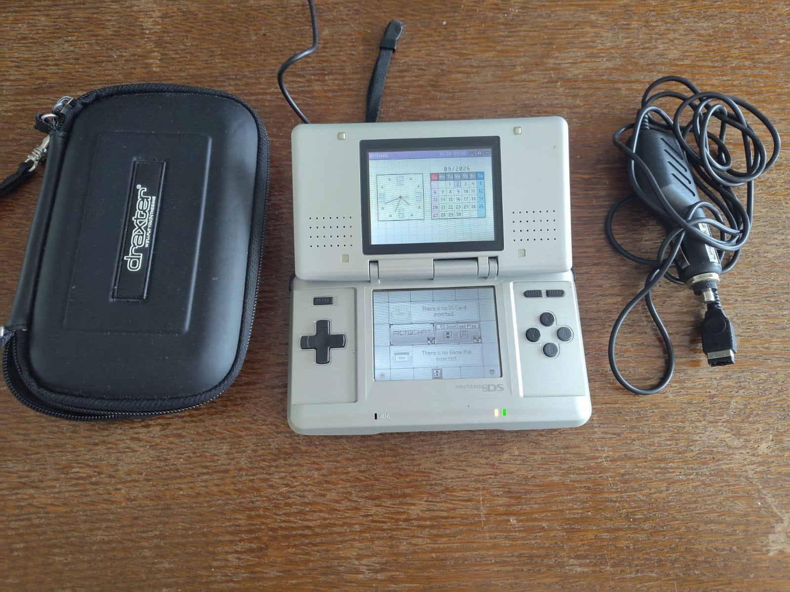 Nintendo DS met hoesje en oplader, Spelcomputers en Games, Gebruikt, Nintendo, Overige typen, Nintendo