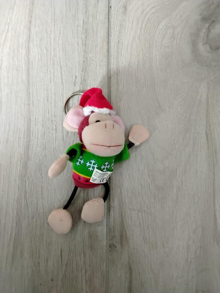Kerst aap sleutelhanger, Ophalen of Verzenden, Zo goed als nieuw