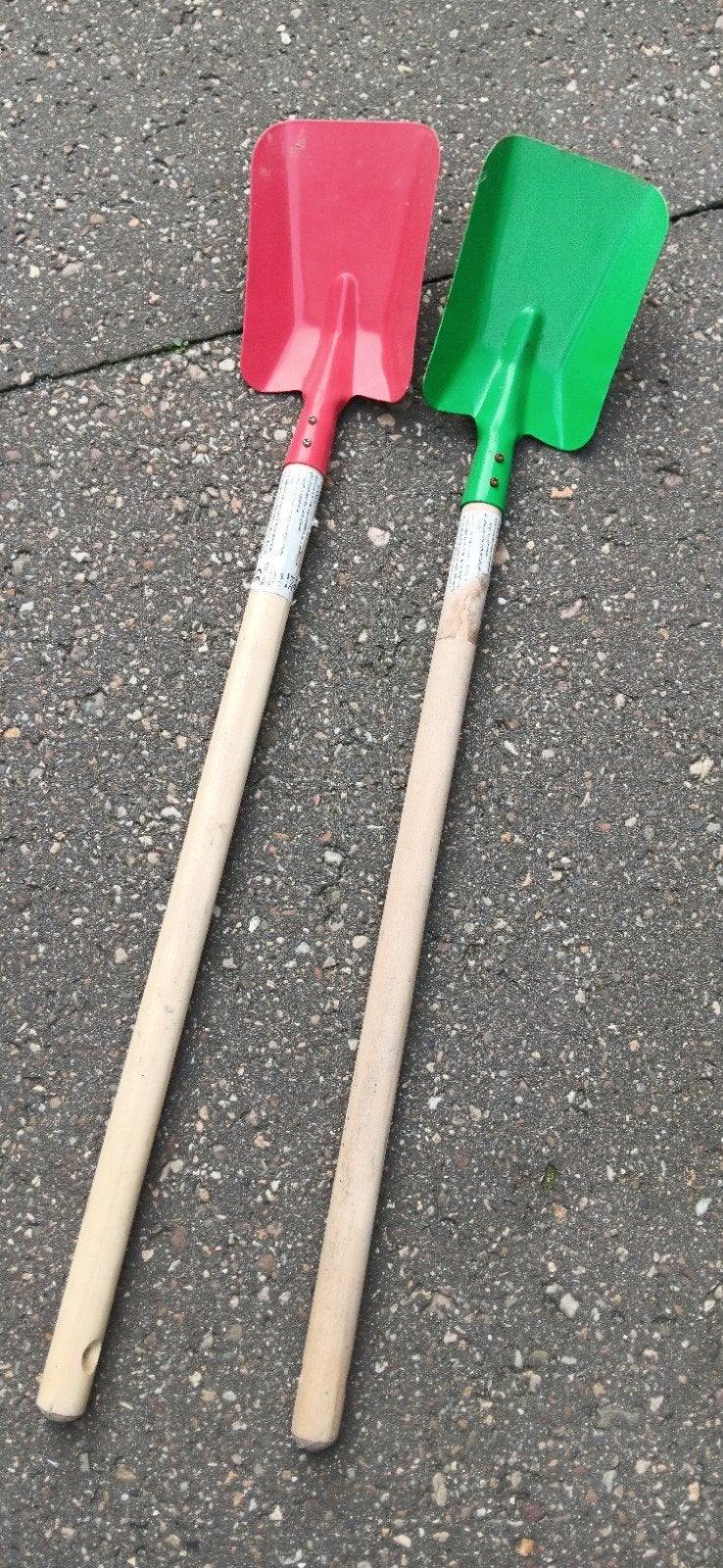 2x Kinderschepjes rood en groen, Ophalen