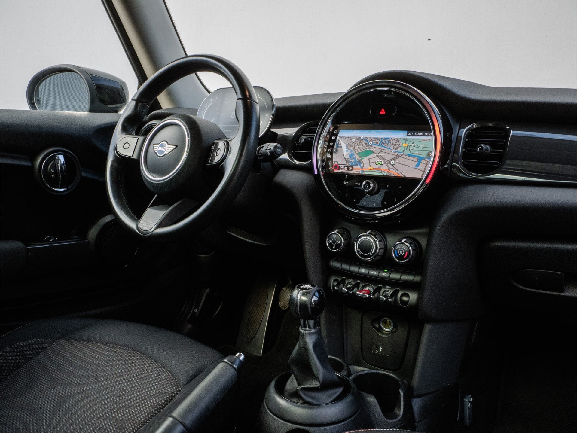 MINI 3-deurs 1.5 One Essential Nieuw model!/ Panoramadak/ Na, Auto's, Voorwielaandrijving, Stof, Gebruikt, Met garantie (alle)