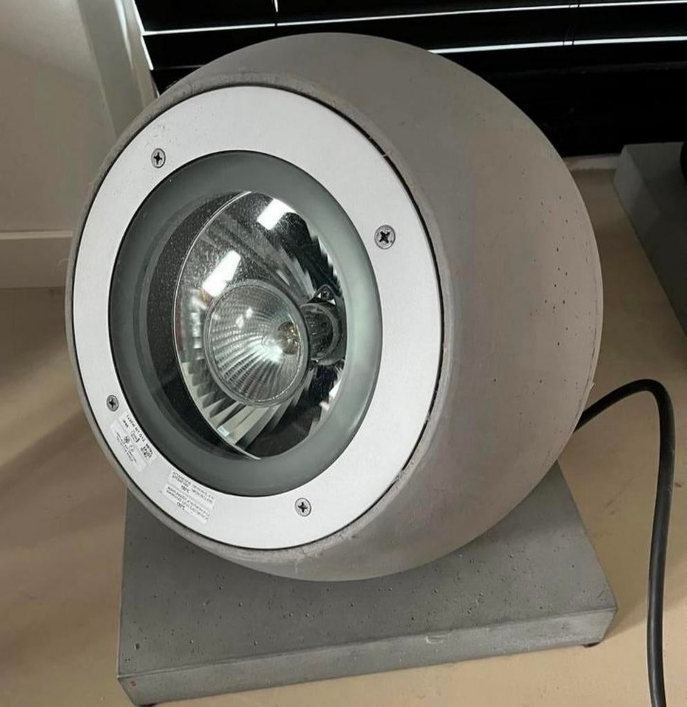 Fabbian Betonlook Vloerlampen IP65 Binnen/Buiten, Verzenden, Zo goed als nieuw, Overige materialen, Minder dan 100 cm
