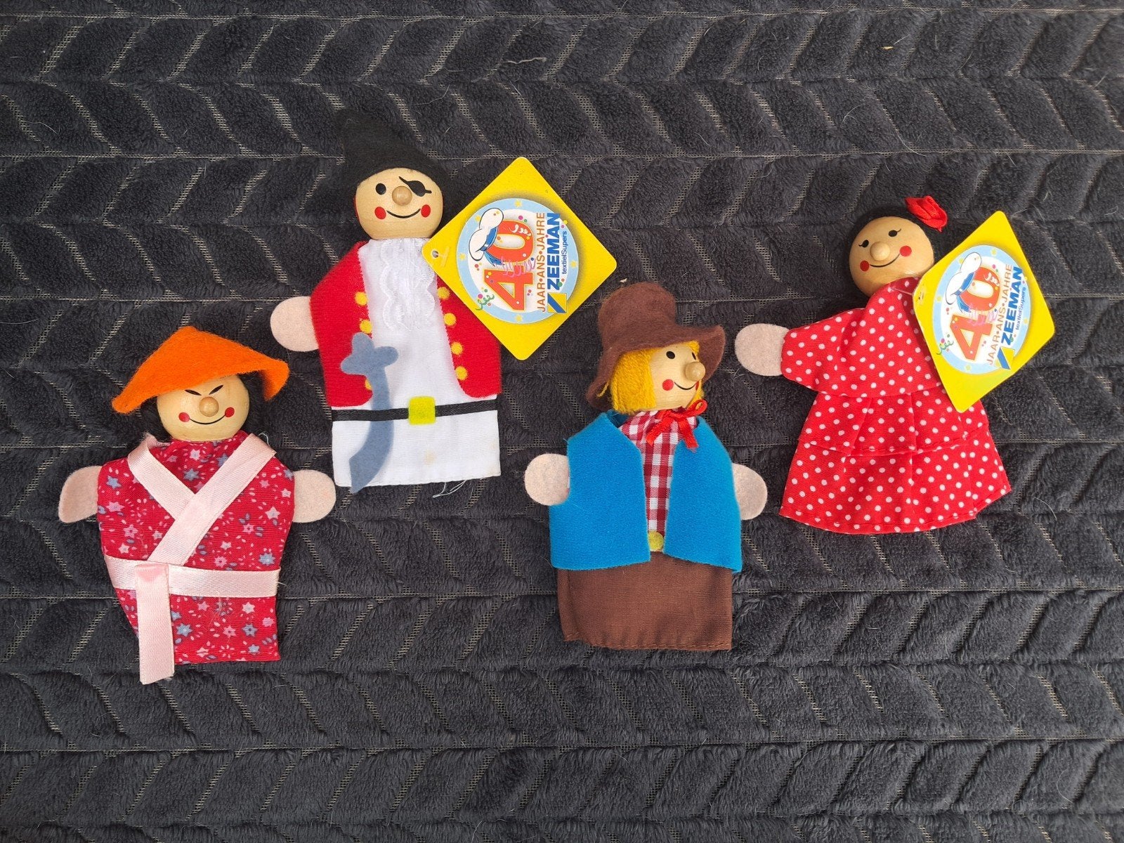 Vier vingerpopjes van Zeeman - 40 jaar jubileum, Ophalen of Verzenden, Nieuw, Overige typen