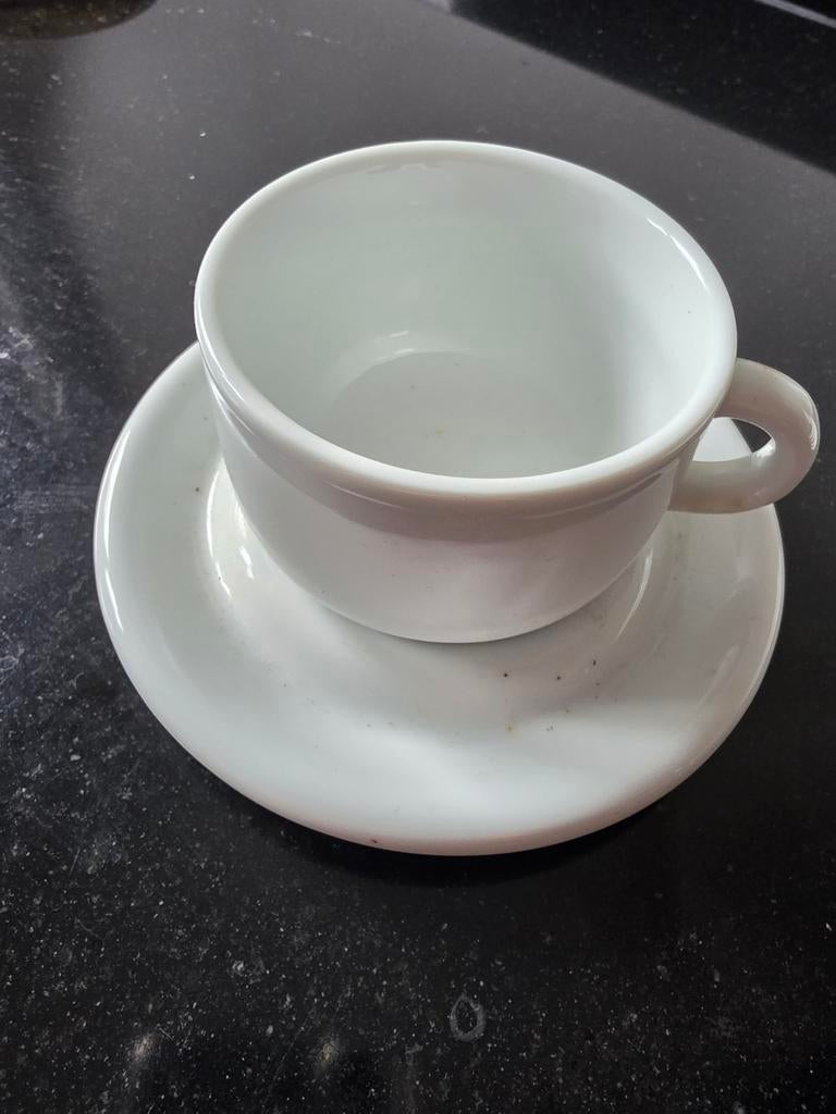 IKEA Kop en Schotel - Rondo servies, Huis en Inrichting, Keuken | Servies, Ophalen, Gebruikt, Effen, Kop(pen) en/of Schotel(s)