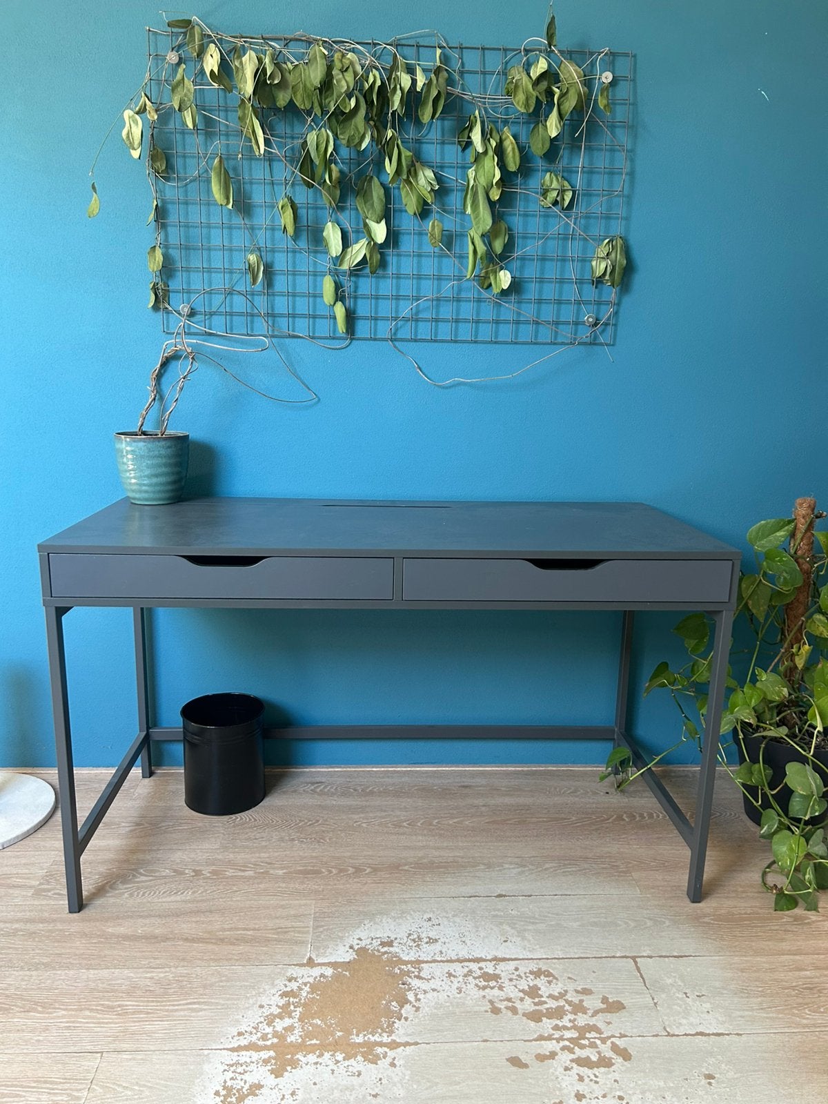 Bureau van metaal/hout, Tuin en Terras, Ophalen of Verzenden, Zo goed als nieuw, Metaal