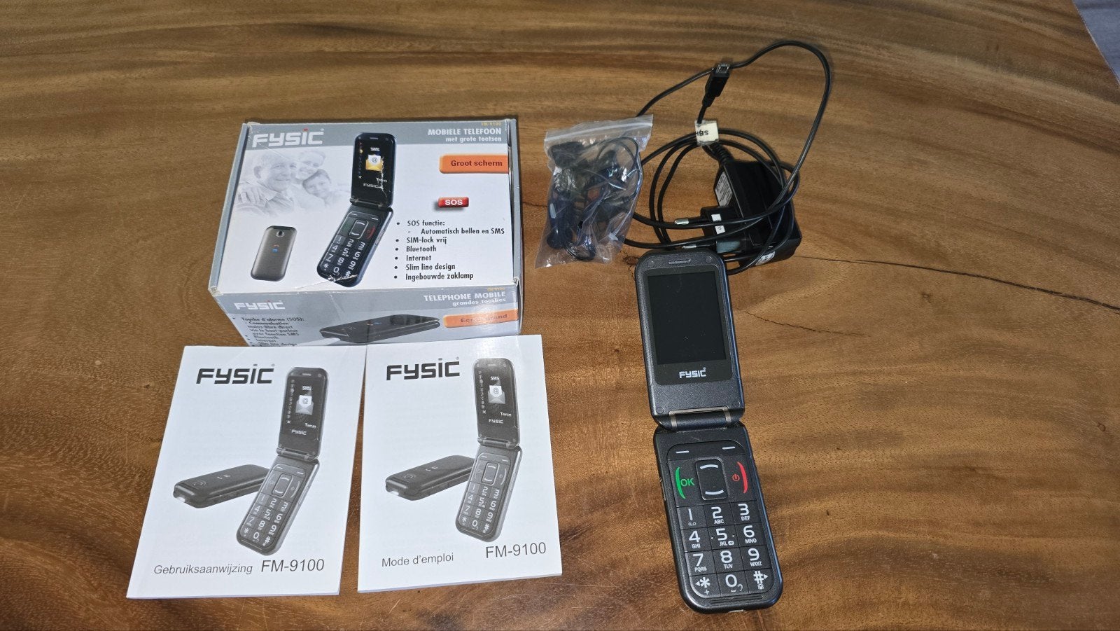 Fysic FM-9100 Klaptelefoon met SOS-functie, Ophalen of Verzenden